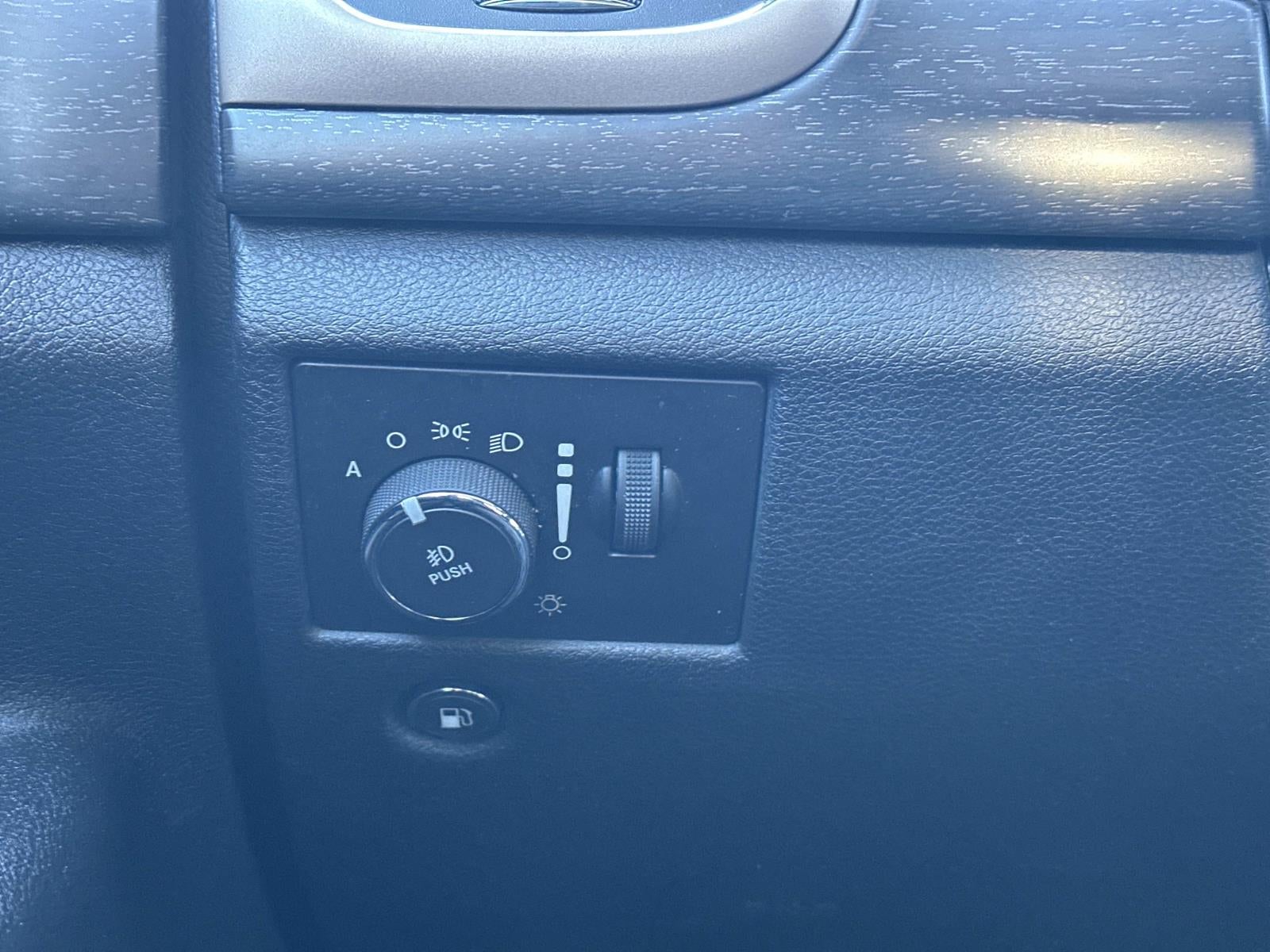 2017 Jeep Grand Cherokee Laredo 4x4