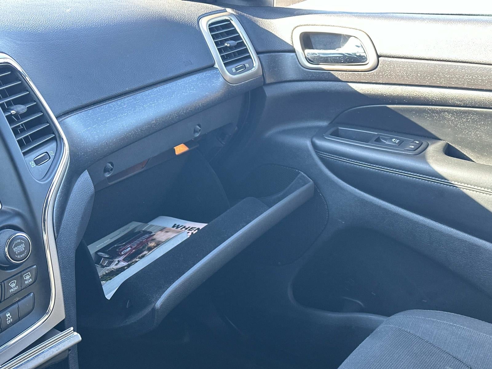 2017 Jeep Grand Cherokee Laredo 4x4