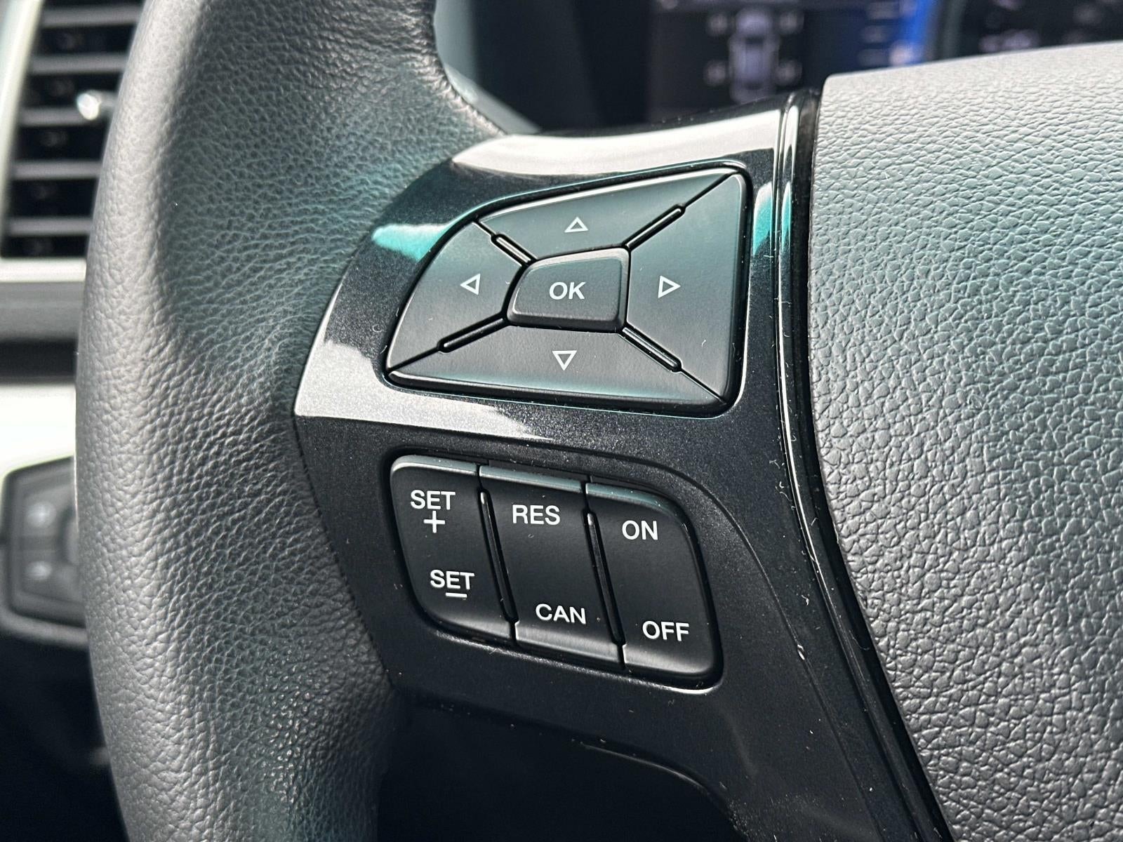 2016 Ford Explorer FWD 4dr XLT