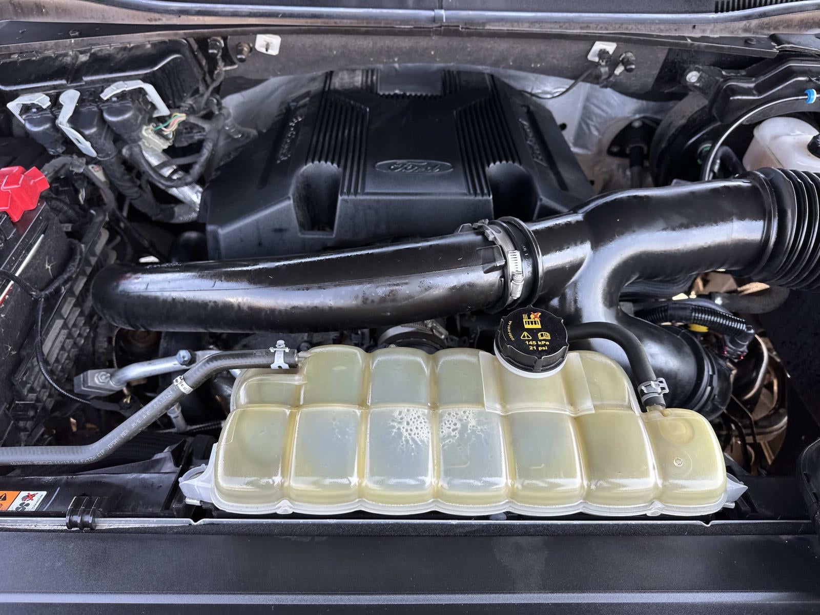 2020 Ford F-150 LARIAT 4WD SuperCrew 5.5' Box