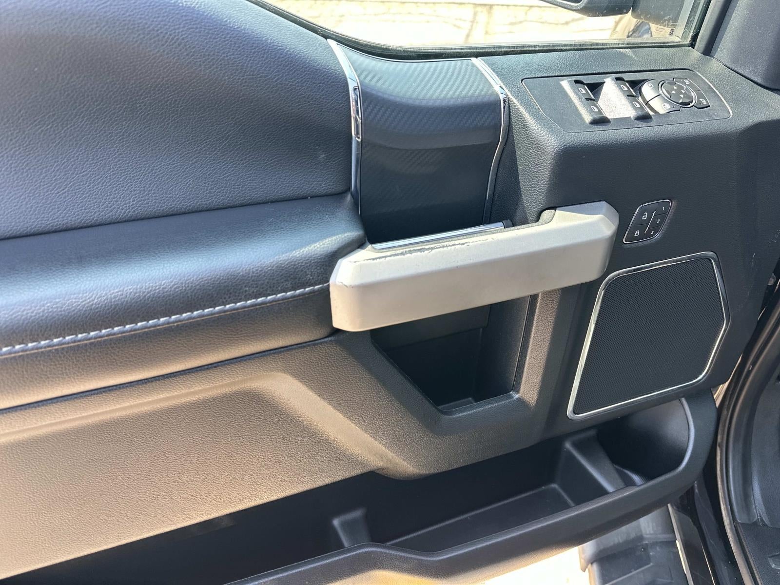 2020 Ford F-150 LARIAT 4WD SuperCrew 5.5' Box