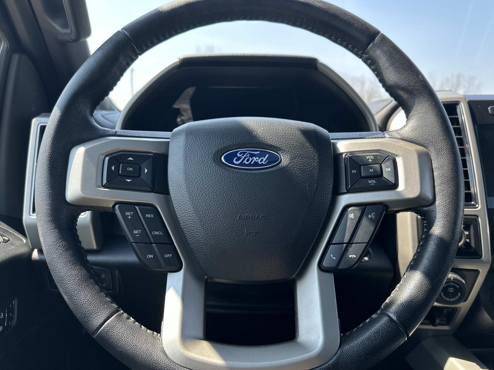 2020 Ford F-150 LARIAT 4WD SuperCrew 5.5' Box