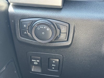 2020 Ford F-150 LARIAT 4WD SuperCrew 5.5' Box