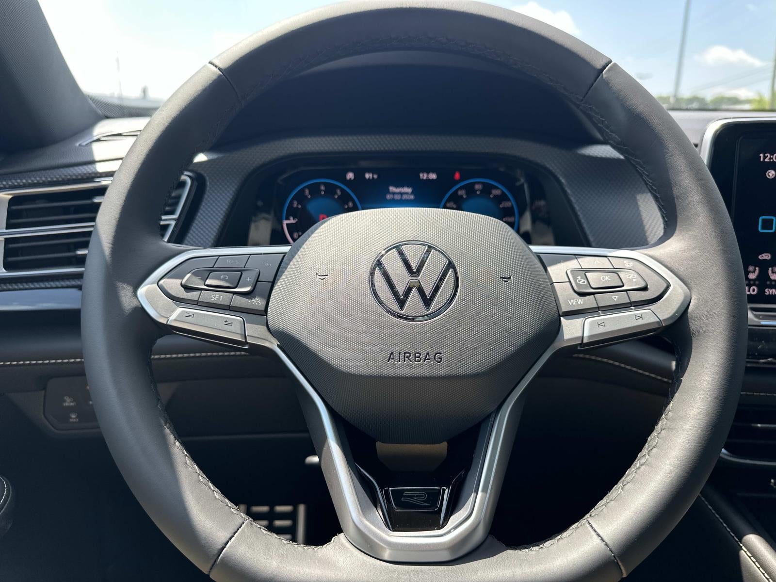 2026 Volkswagen Atlas Cross Sport 2.0T SEL R-Line Black 4MOTION