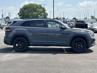 2026 Volkswagen Atlas Cross Sport 2.0T SEL R-Line Black 4MOTION