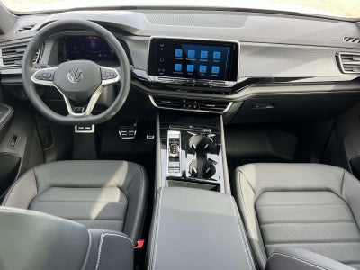 2026 Volkswagen Atlas Cross Sport 2.0T SEL R-Line Black 4MOTION