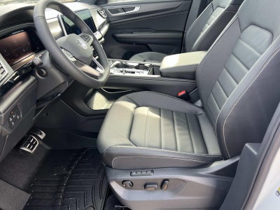 2026 Volkswagen Atlas Cross Sport 2.0T SEL R-Line Black 4MOTION