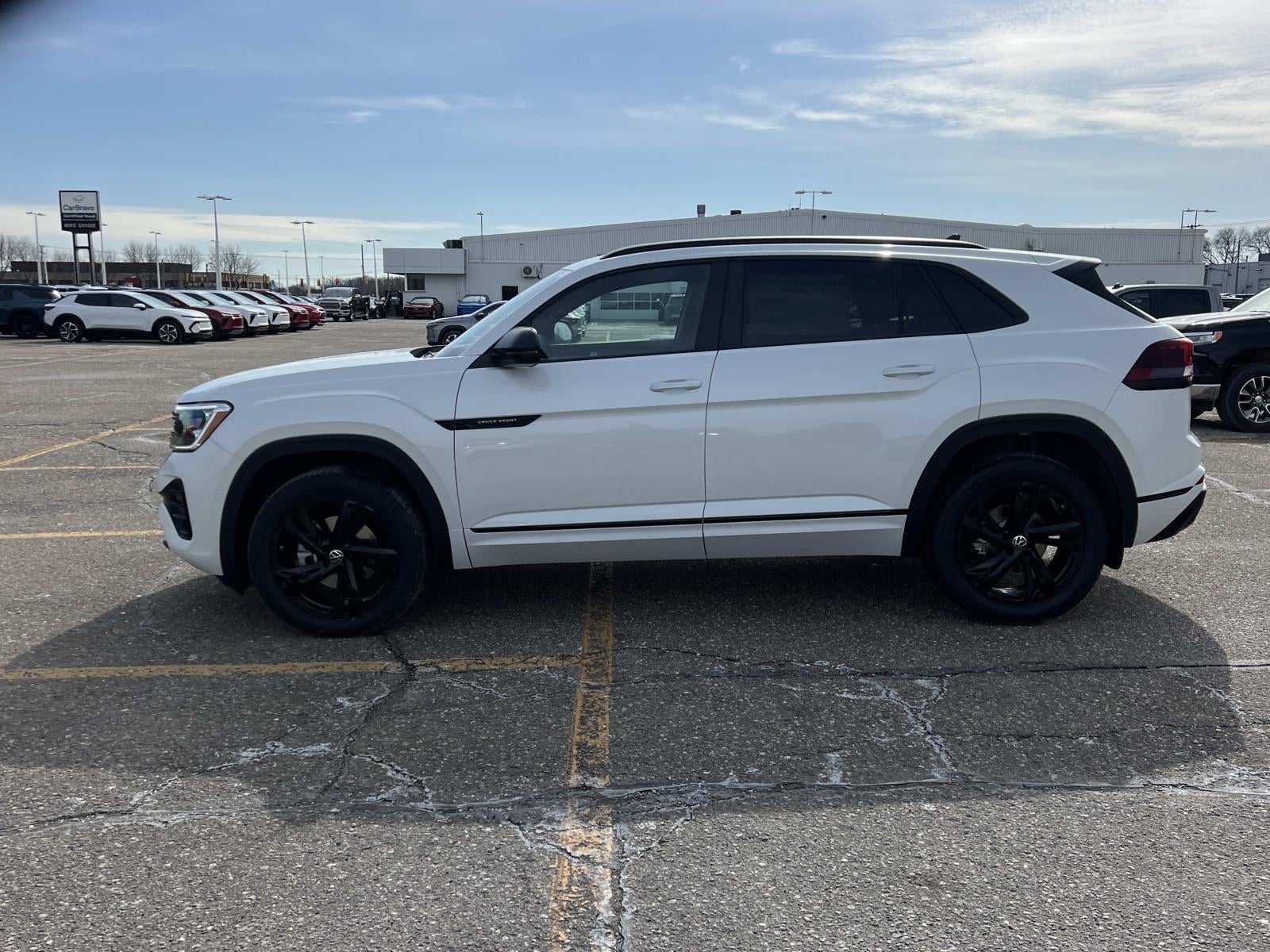 2026 Volkswagen Atlas Cross Sport 2.0T SEL R-Line Black 4MOTION