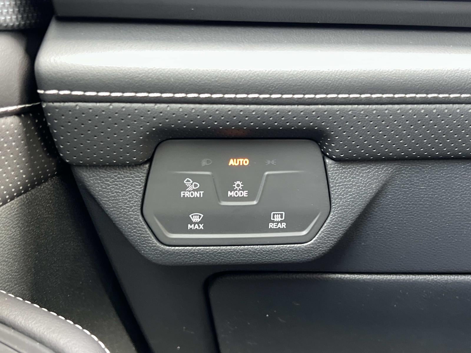 2026 Volkswagen Atlas Cross Sport 2.0T SEL R-Line Black 4MOTION