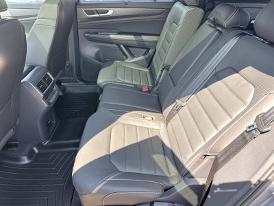 2026 Volkswagen Atlas Cross Sport 2.0T SEL R-Line Black 4MOTION