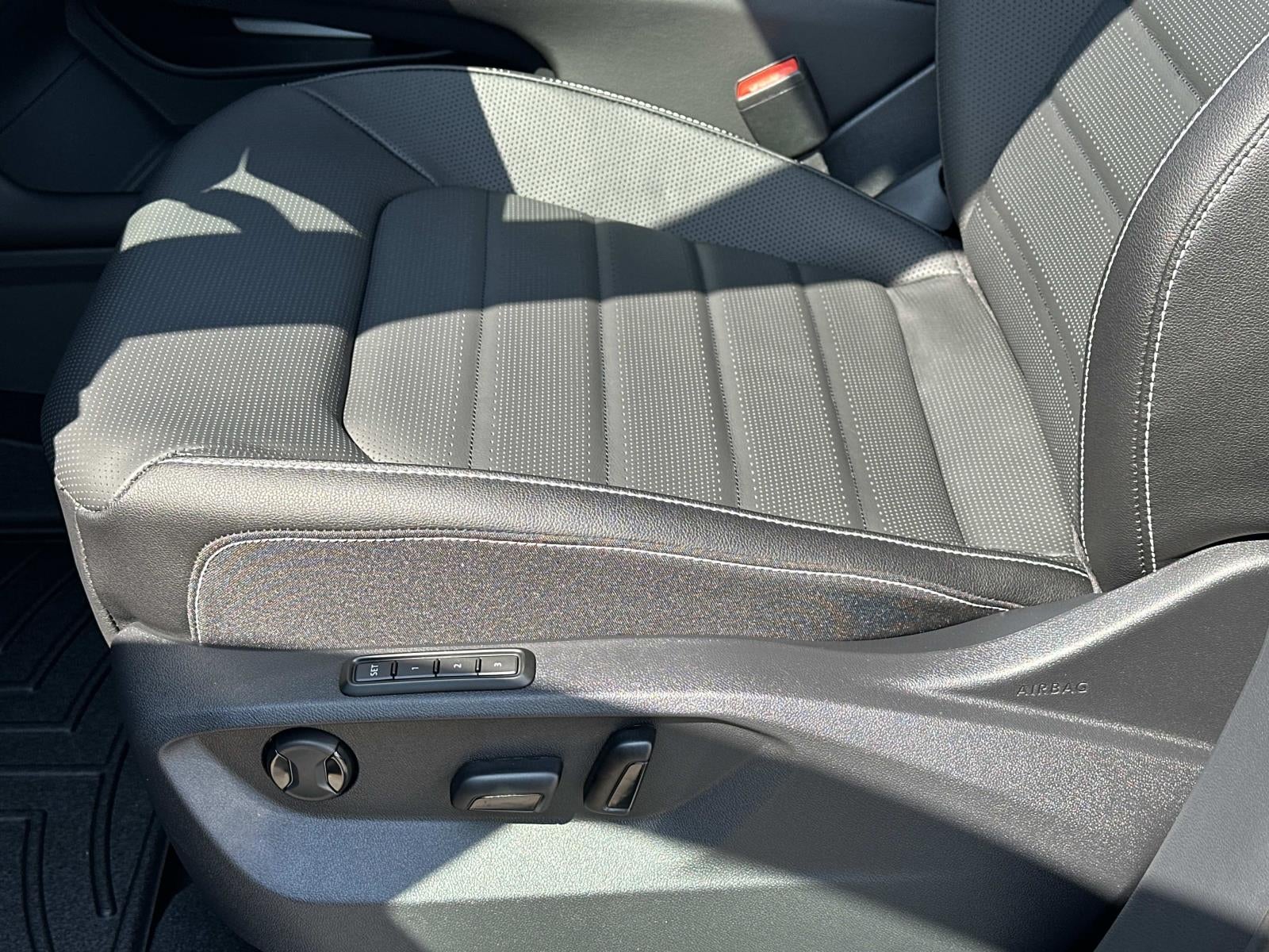 2026 Volkswagen Atlas Cross Sport 2.0T SEL R-Line Black 4MOTION