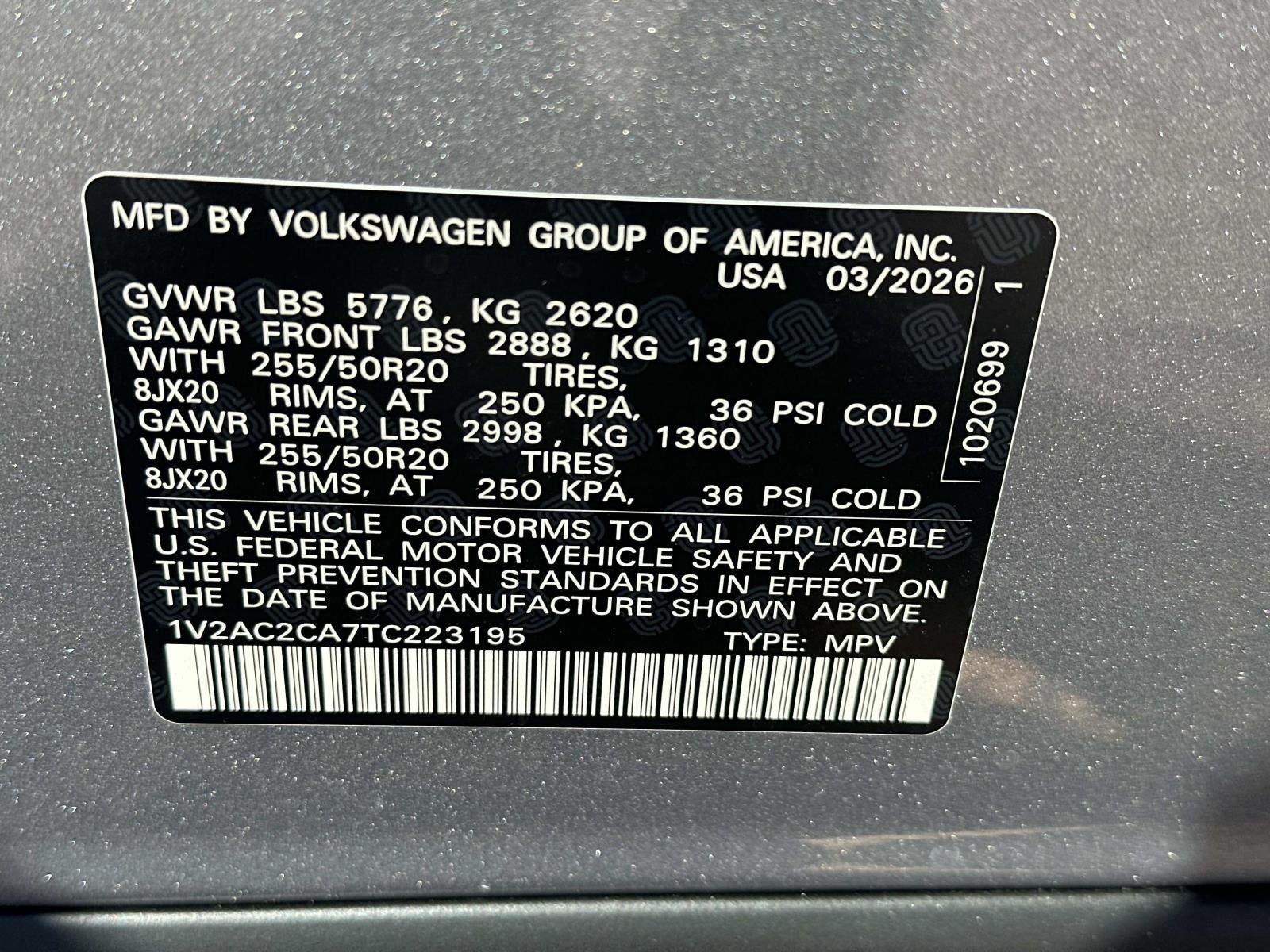 2026 Volkswagen Atlas Cross Sport 2.0T SEL R-Line Black 4MOTION