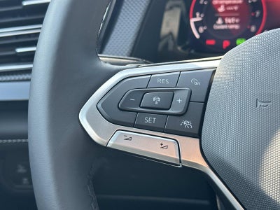 2026 Volkswagen Atlas Cross Sport 2.0T SEL R-Line Black 4MOTION