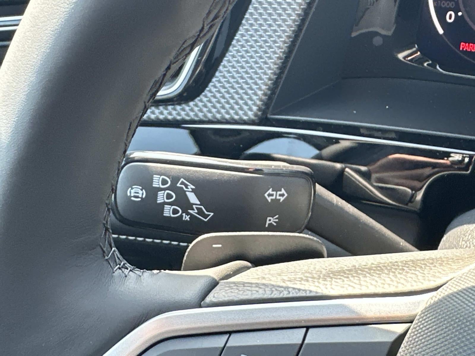 2026 Volkswagen Atlas Cross Sport 2.0T SEL R-Line Black 4MOTION