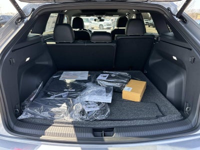 2026 Volkswagen Atlas Cross Sport 2.0T SEL R-Line Black 4MOTION