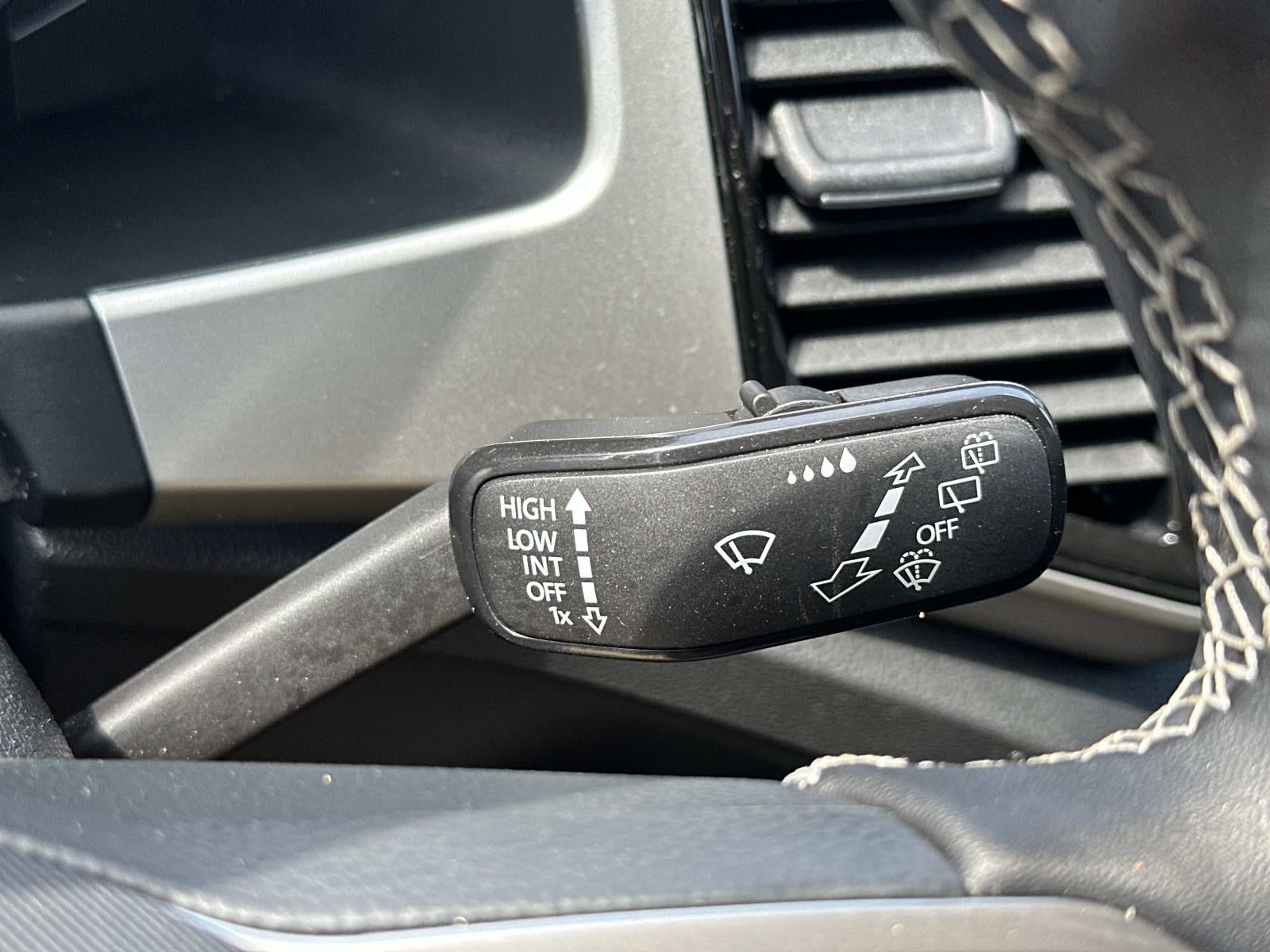 2023 Volkswagen Atlas Cross Sport 3.6L V6 SEL 4MOTION