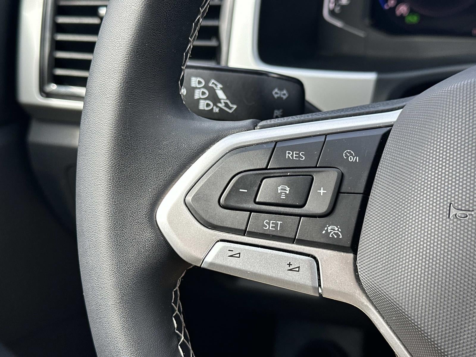 2023 Volkswagen Atlas 2.0T SEL 4MOTION