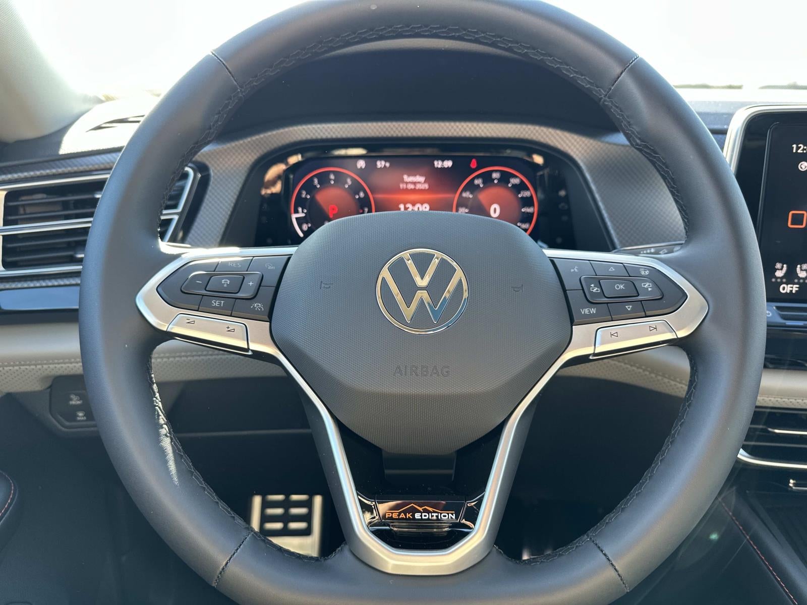 2026 Volkswagen Atlas 2.0T Peak Edition