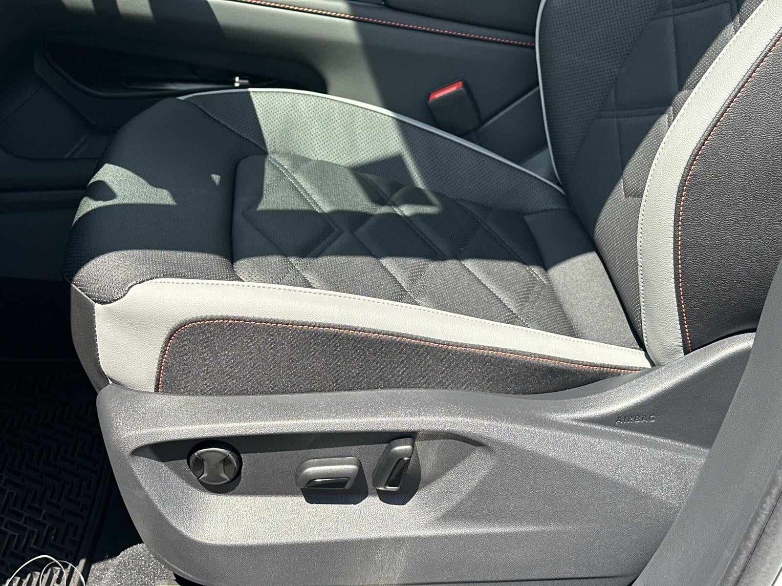 2026 Volkswagen Atlas 2.0T Peak Edition 4MOTION
