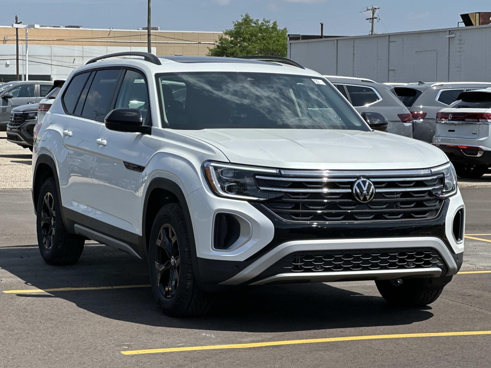 2026 Volkswagen Atlas 2.0T Peak Edition 4MOTION