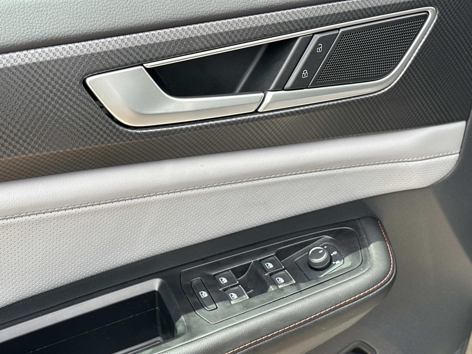 2025 Volkswagen Atlas 2.0T Peak Edition 4MOTION