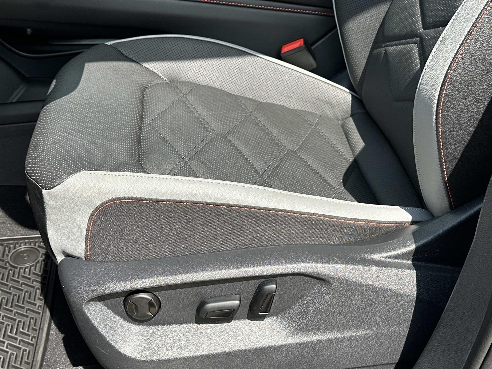 2025 Volkswagen Atlas 2.0T Peak Edition 4MOTION