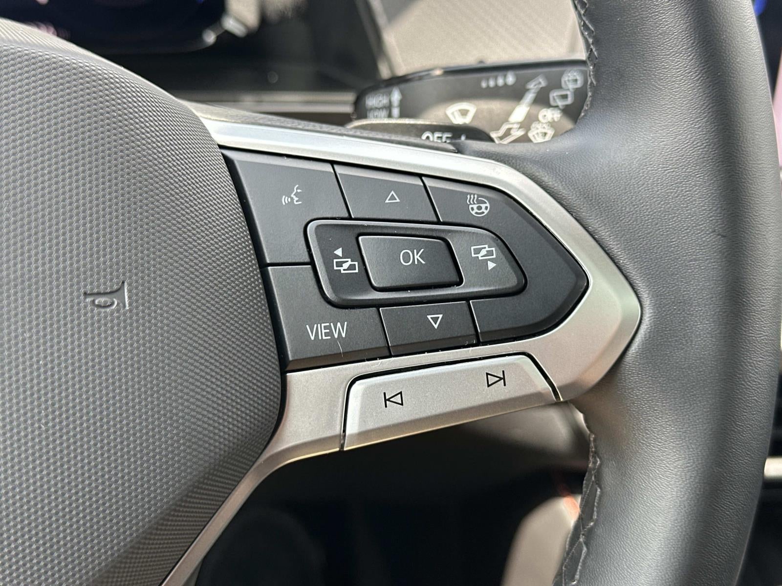 2025 Volkswagen Atlas 2.0T Peak Edition 4MOTION