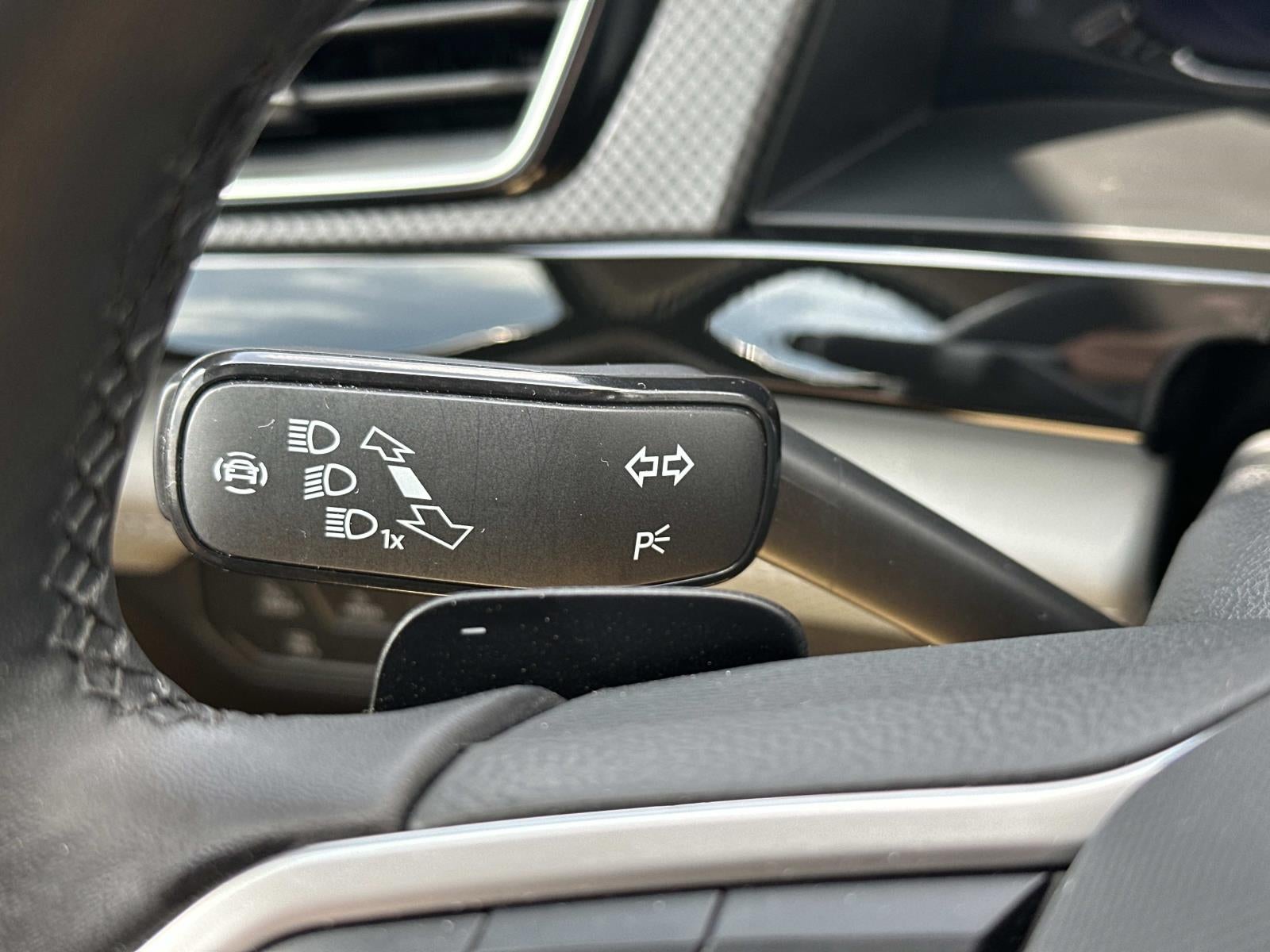 2025 Volkswagen Atlas 2.0T Peak Edition 4MOTION