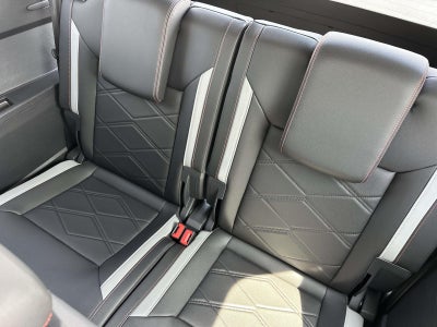 2025 Volkswagen Atlas 2.0T Peak Edition 4MOTION