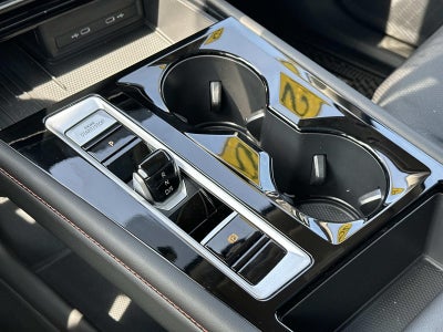 2025 Volkswagen Atlas 2.0T Peak Edition 4MOTION