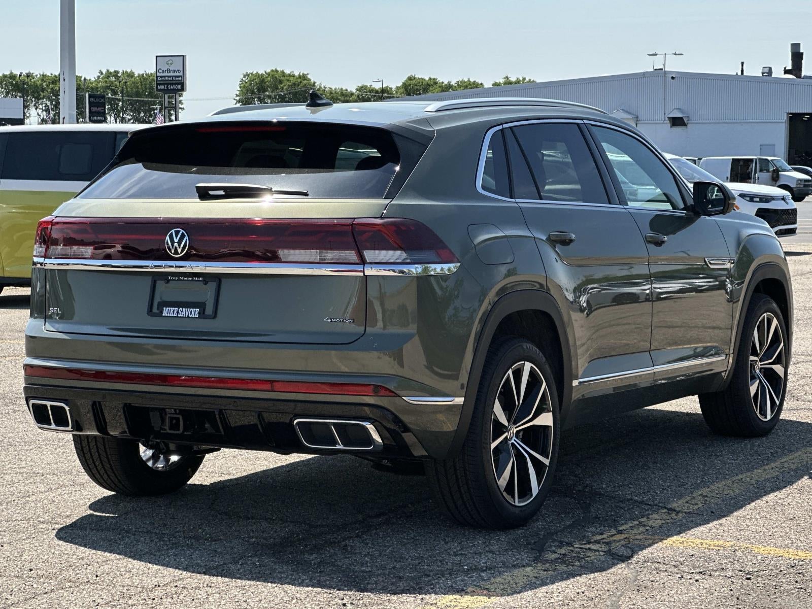 2026 Volkswagen Atlas Cross Sport 2.0T SEL Premium R-Line 4MOTION