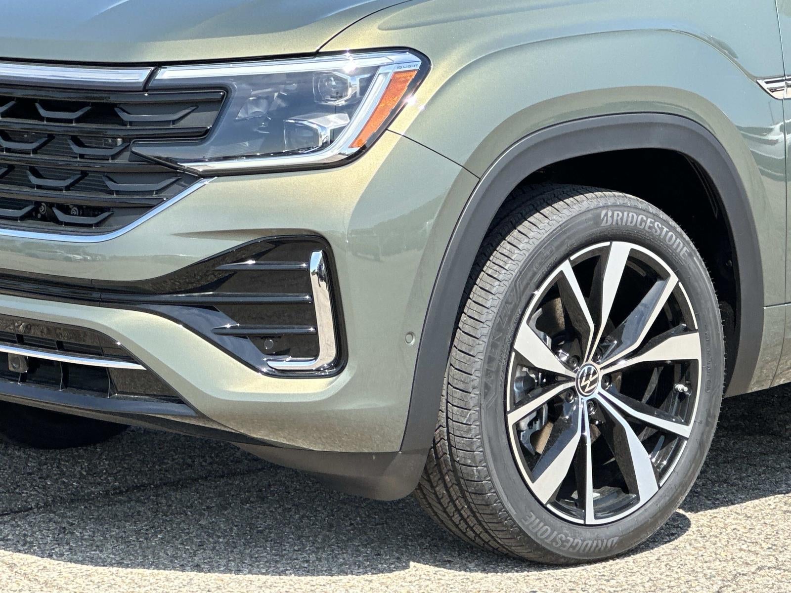 2026 Volkswagen Atlas Cross Sport 2.0T SEL Premium R-Line 4MOTION