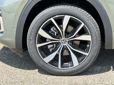 2026 Volkswagen Atlas Cross Sport 2.0T SEL Premium R-Line 4MOTION