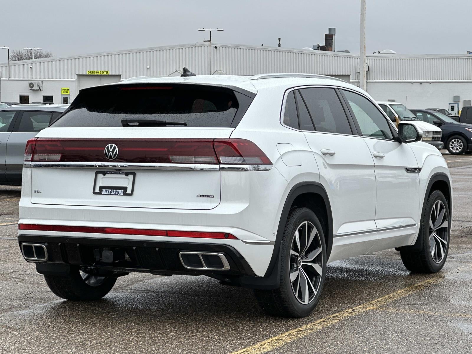 2026 Volkswagen Atlas Cross Sport 2.0T SEL Premium R-Line 4MOTION