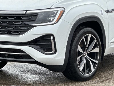 2026 Volkswagen Atlas Cross Sport 2.0T SEL Premium R-Line 4MOTION