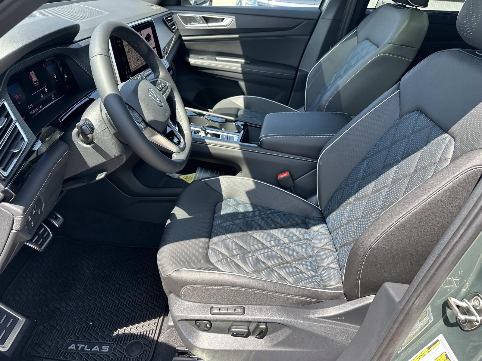 2026 Volkswagen Atlas Cross Sport 2.0T SEL Premium R-Line 4MOTION