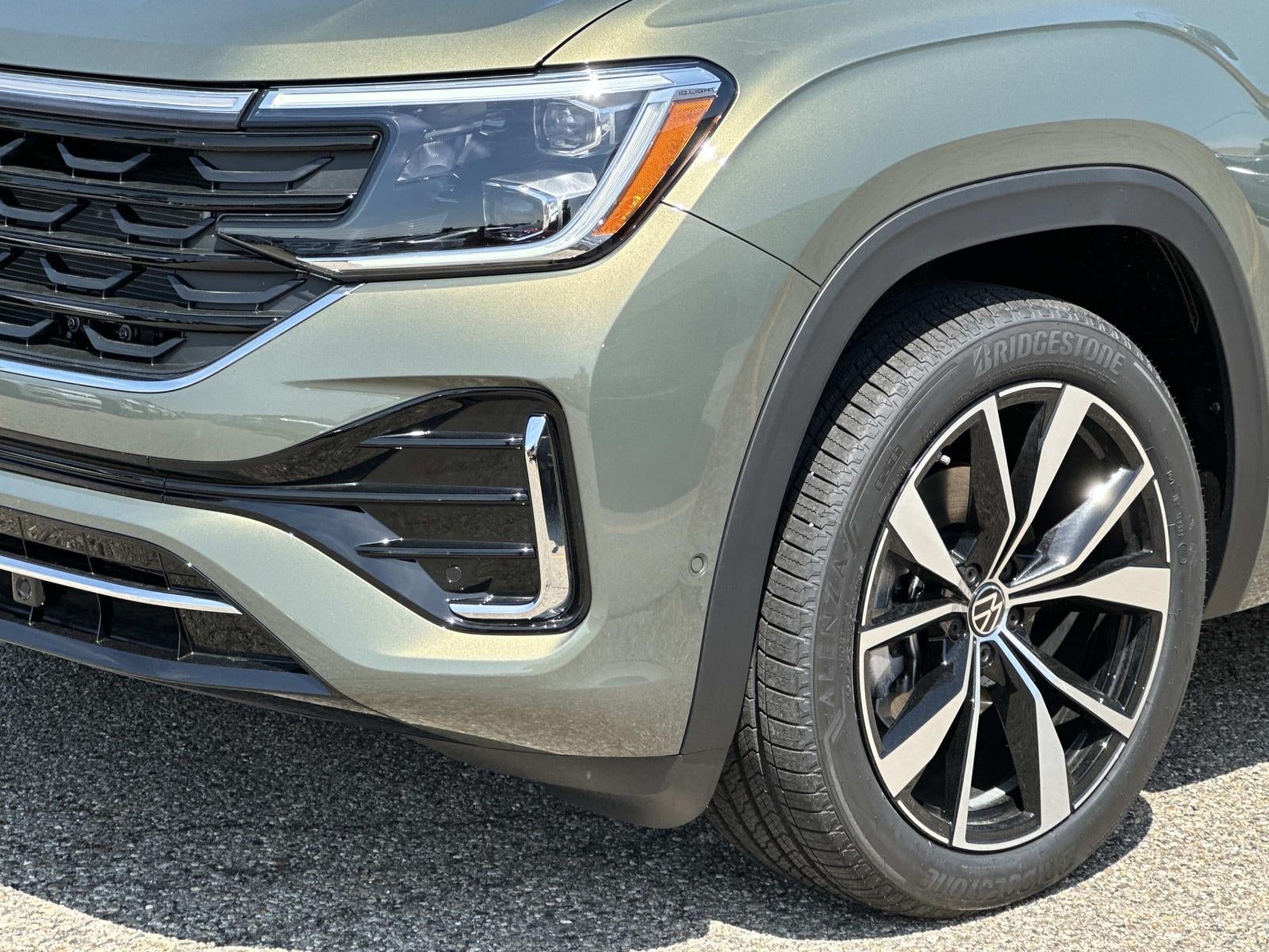 2026 Volkswagen Atlas Cross Sport 2.0T SEL Premium R-Line 4MOTION
