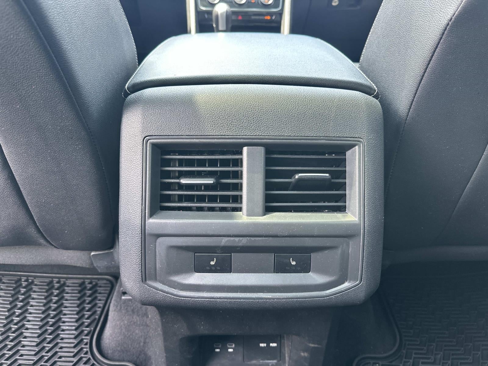 2023 Volkswagen Atlas Cross Sport 3.6L V6 SEL Premium R-Line 4MOTION