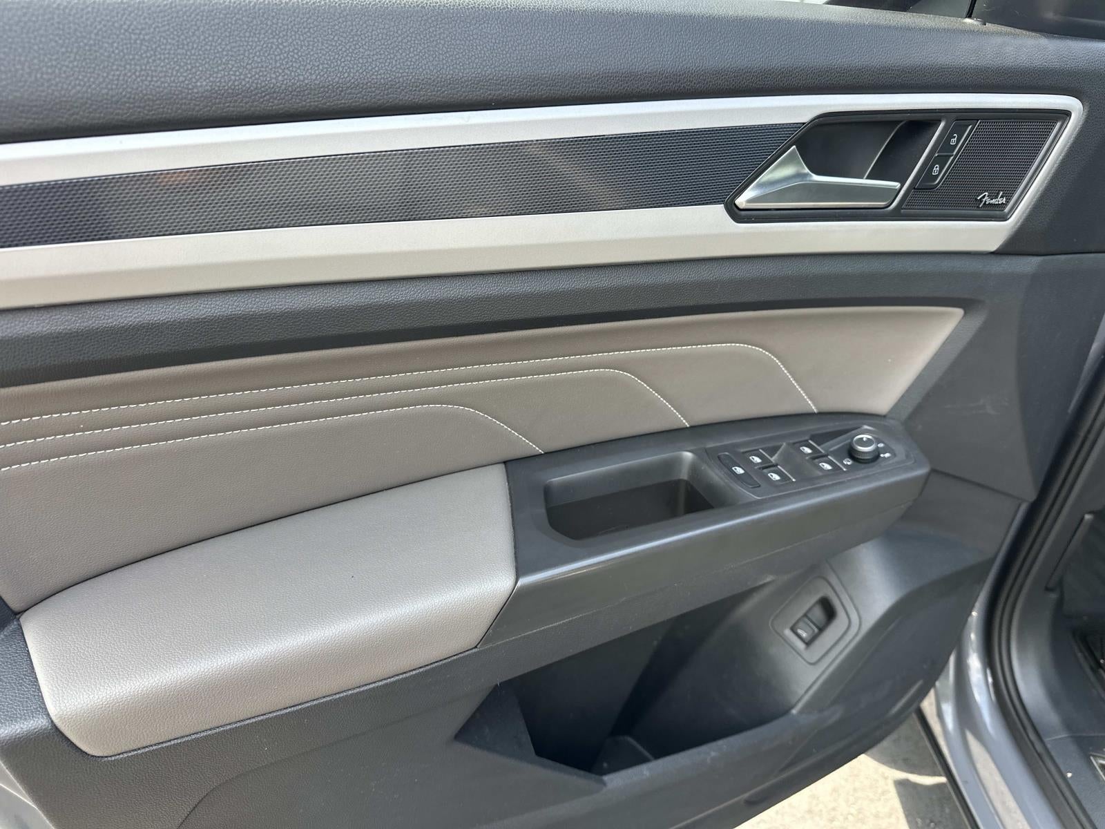 2023 Volkswagen Atlas Cross Sport 3.6L V6 SEL Premium R-Line 4MOTION