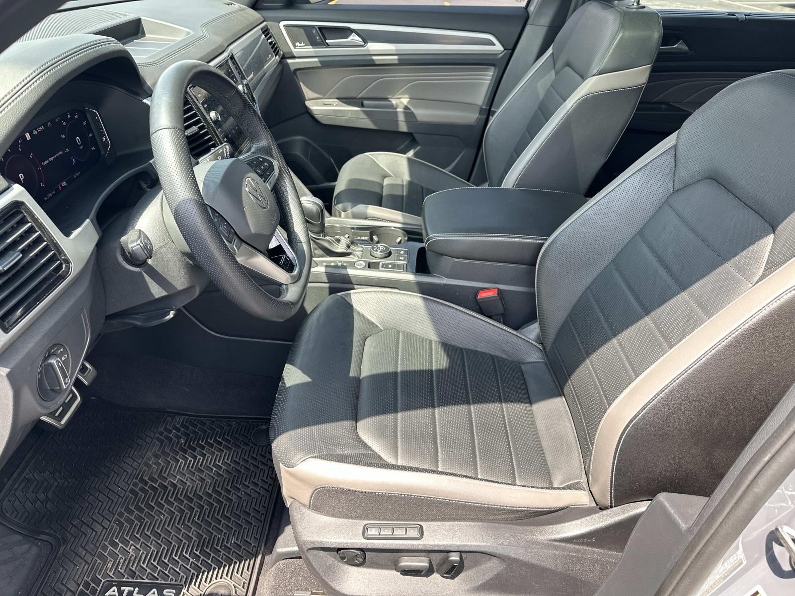2023 Volkswagen Atlas Cross Sport 3.6L V6 SEL Premium R-Line 4MOTION