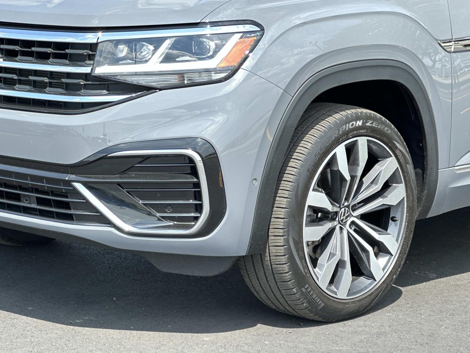 2023 Volkswagen Atlas Cross Sport 3.6L V6 SEL Premium R-Line 4MOTION
