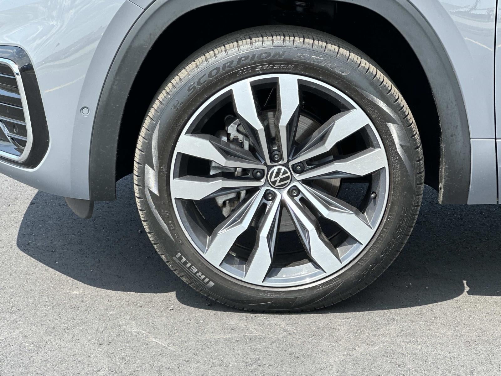 2023 Volkswagen Atlas Cross Sport 3.6L V6 SEL Premium R-Line 4MOTION
