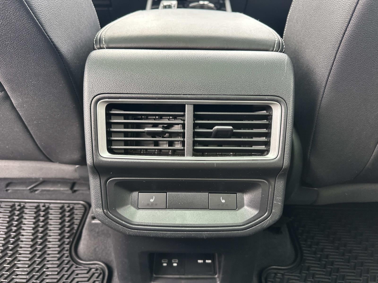 2025 Volkswagen Atlas Cross Sport 2.0T SEL Premium R-Line 4MOTION