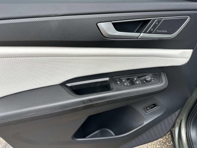 2025 Volkswagen Atlas Cross Sport 2.0T SEL Premium R-Line 4MOTION