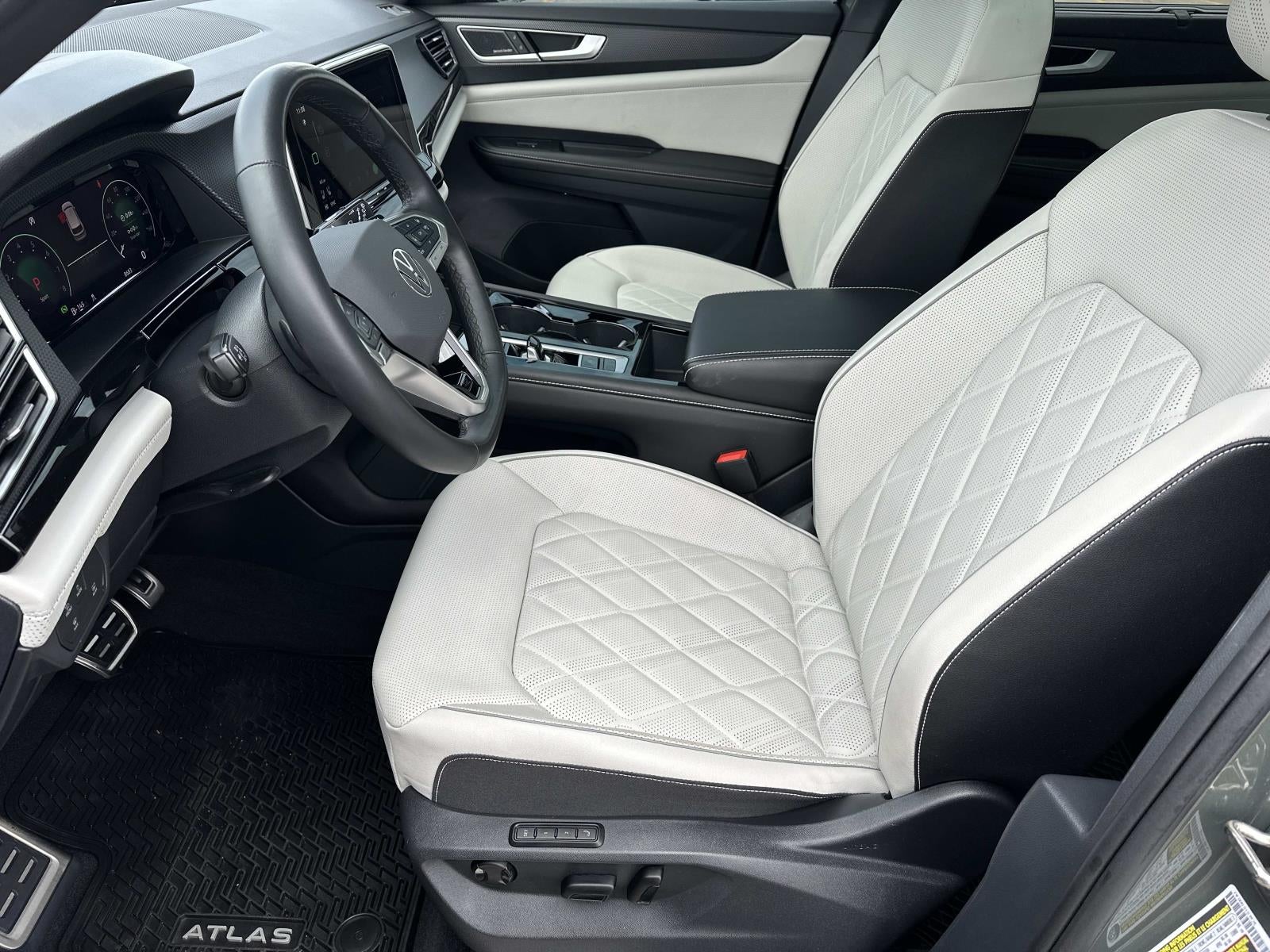 2025 Volkswagen Atlas Cross Sport 2.0T SEL Premium R-Line 4MOTION