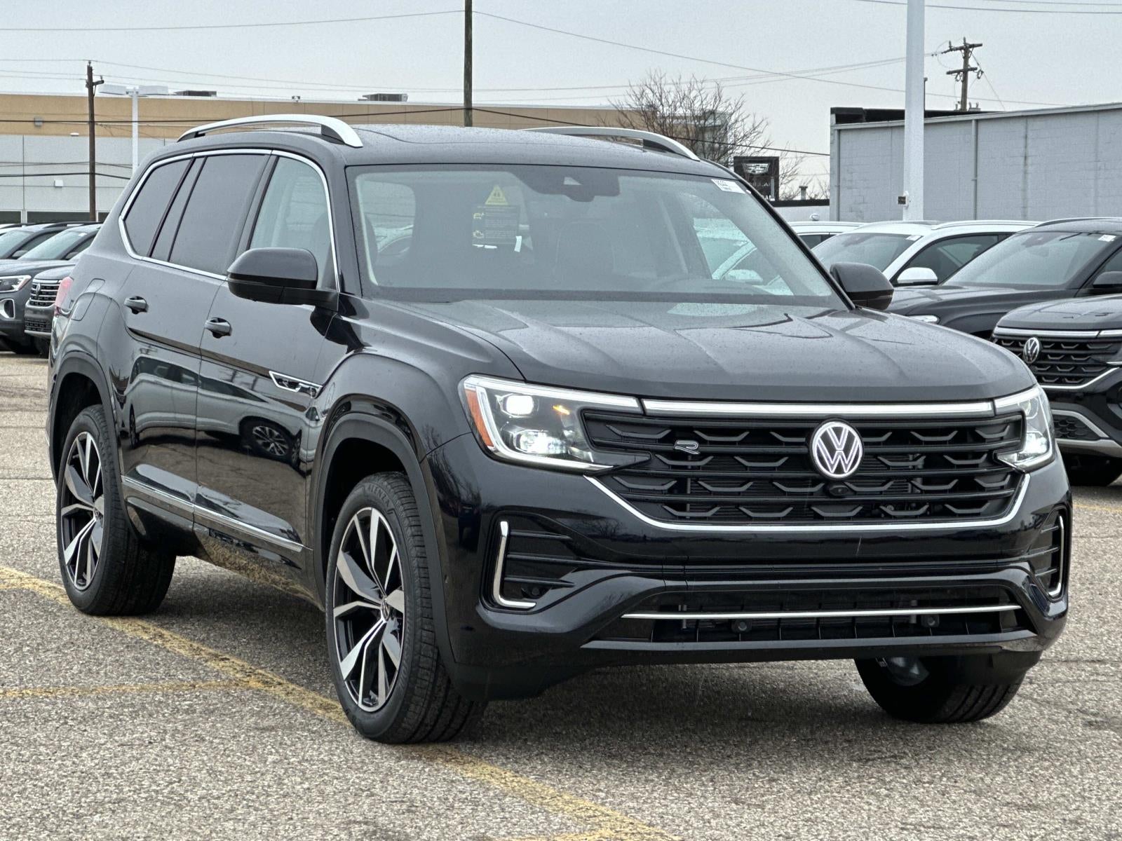 2026 Volkswagen Atlas 2.0T SEL Premium R-Line 4MOTION