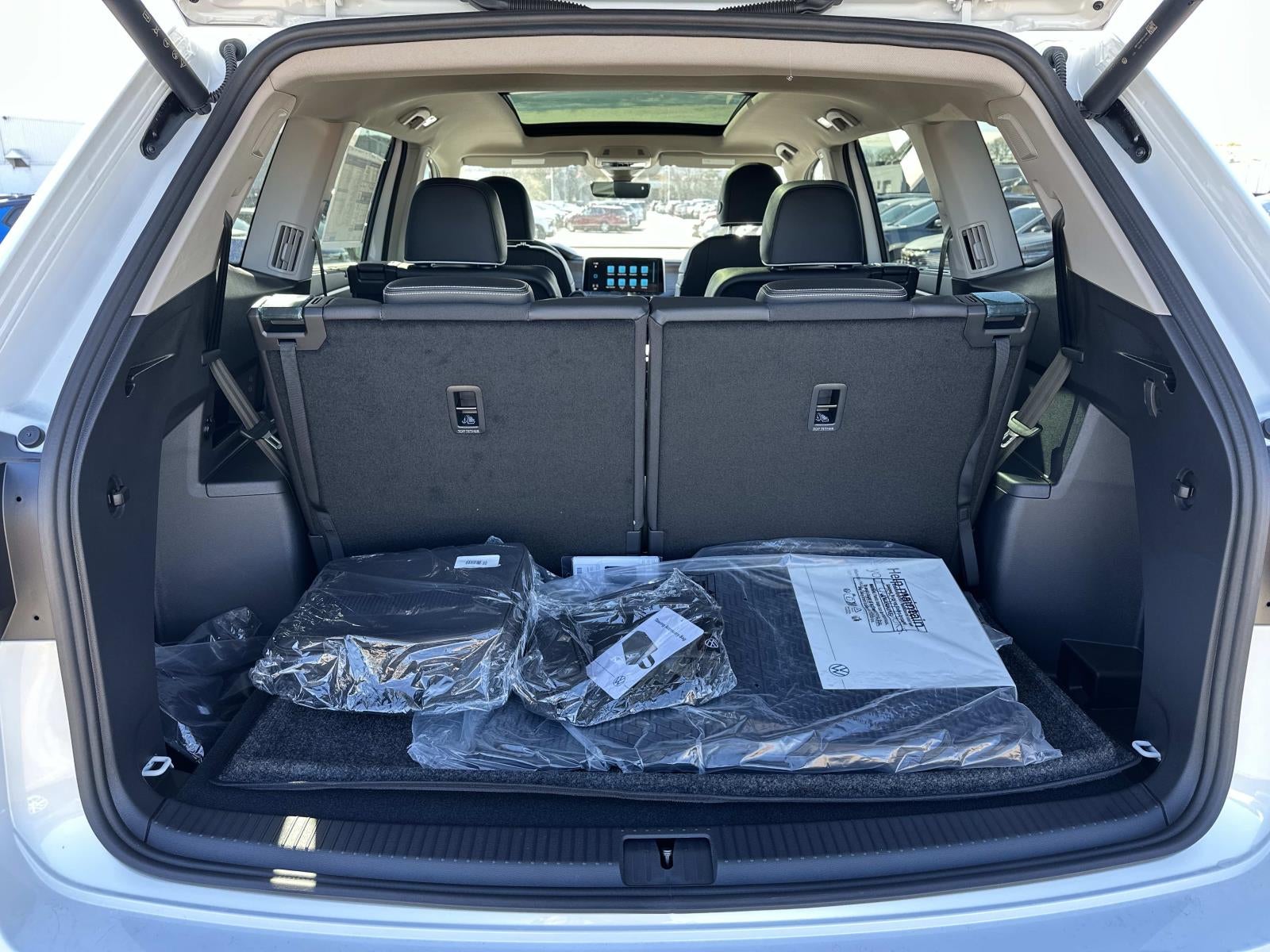 2026 Volkswagen Atlas 2.0T SEL Premium R-Line