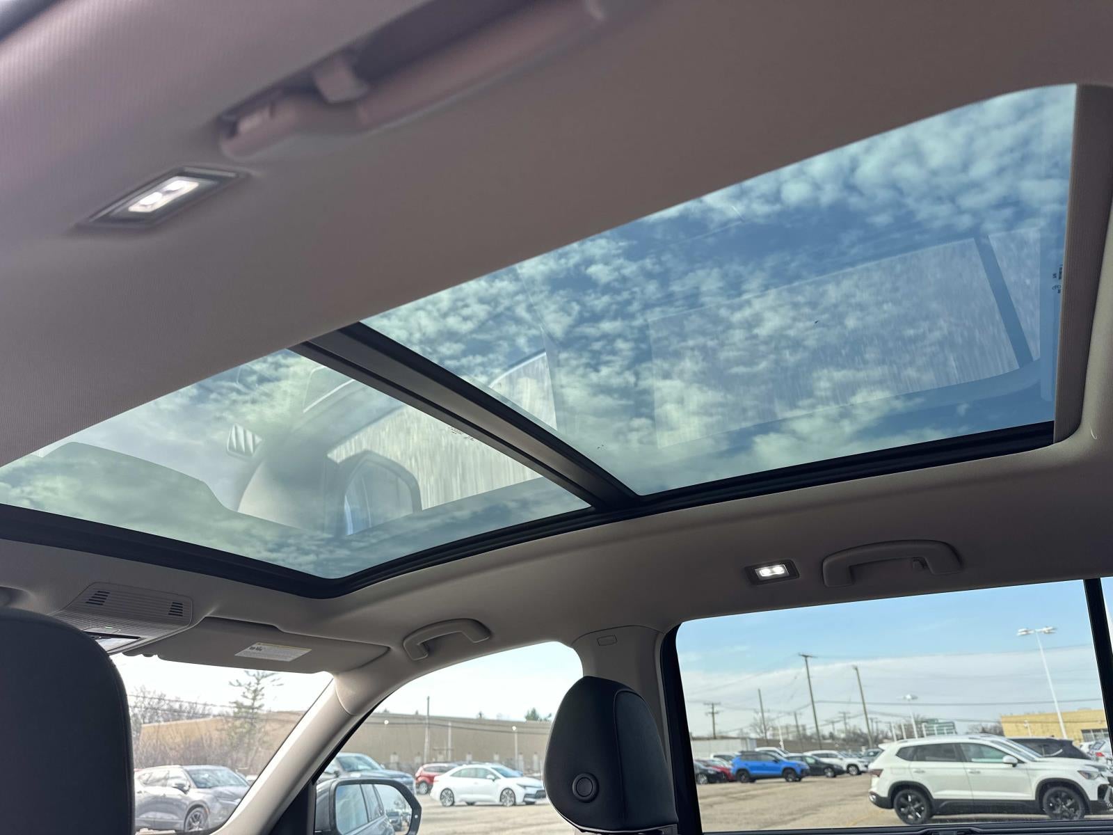 2026 Volkswagen Atlas 2.0T SEL Premium R-Line 4MOTION