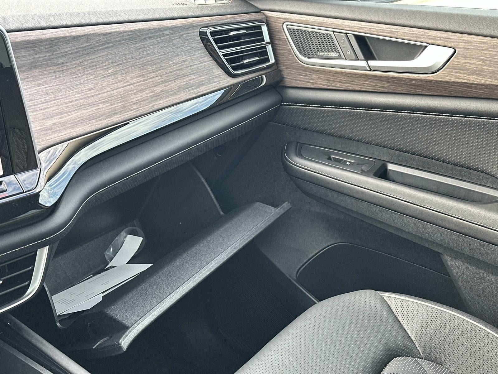 2026 Volkswagen Atlas 2.0T SEL Premium R-Line 4MOTION