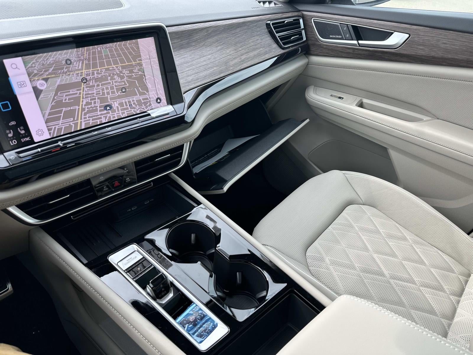 2026 Volkswagen Atlas 2.0T SEL Premium R-Line 4MOTION